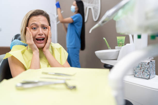Best Urgent Tooth Repair  in Kenwood Estates, FL